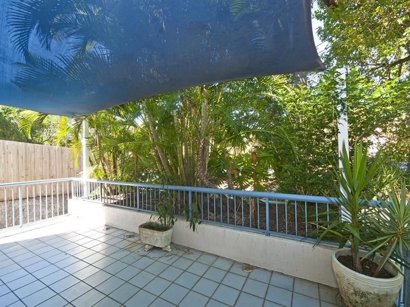 1/373 Cypress Terrace, Palm Beach QLD 4221