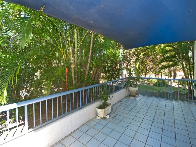 1/373 Cypress Terrace, Palm Beach QLD 4221