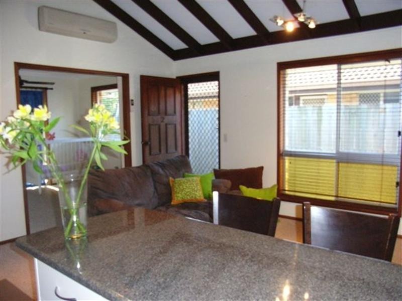 2/28 Sarawak Avenue, Palm Beach QLD 4221