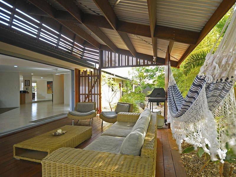 14 Tingira Street, Palm Beach QLD 4221