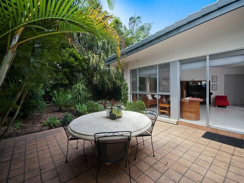 14 Tingira Street, Palm Beach QLD 4221