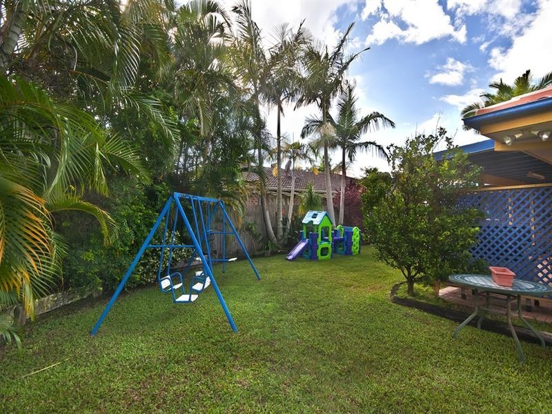 126 Bienvenue Drive, Currumbin Waters QLD 4223