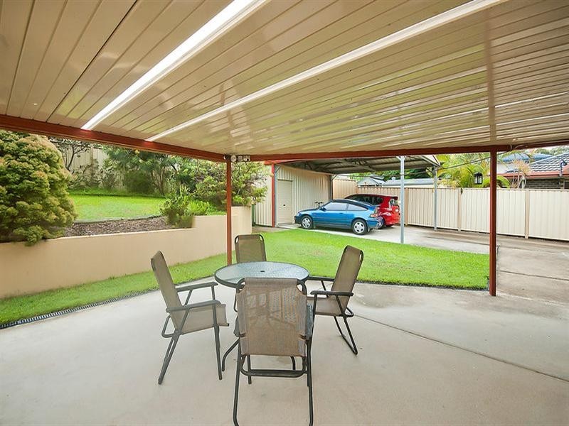 17 McKenzie Drive, Currumbin Waters QLD 4223