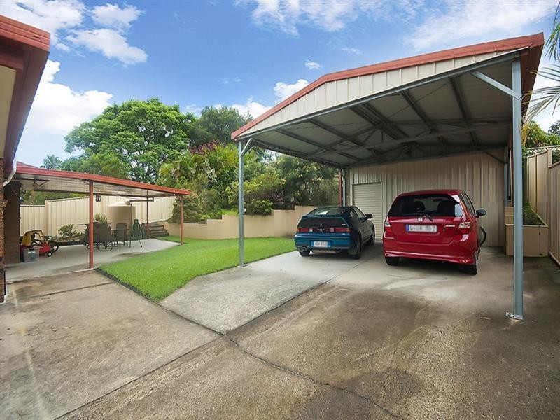 17 McKenzie Drive, Currumbin Waters QLD 4223