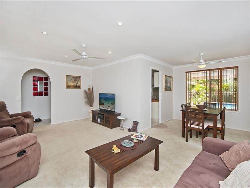 18 Boab Street, Elanora QLD 4221