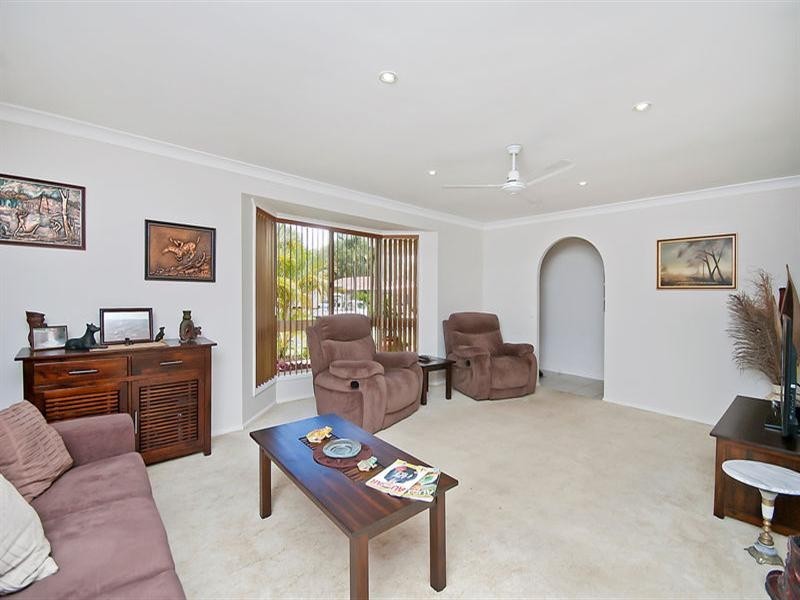 18 Boab Street, Elanora QLD 4221