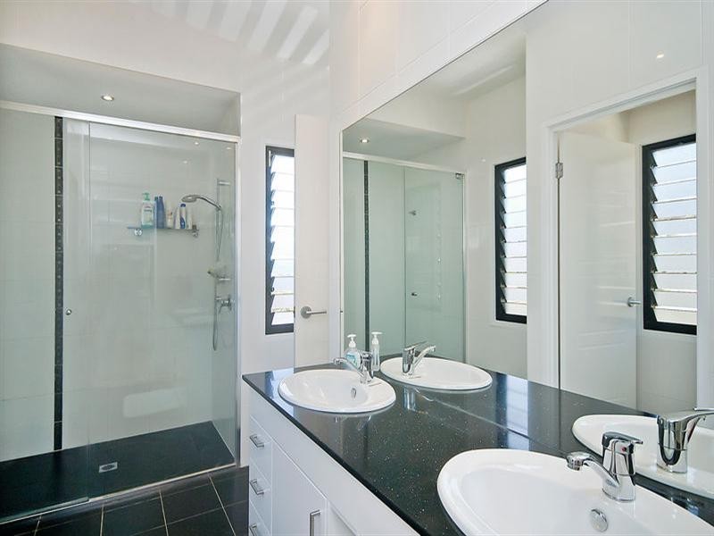 59 Sawtell Drive, Currumbin Waters QLD 4223