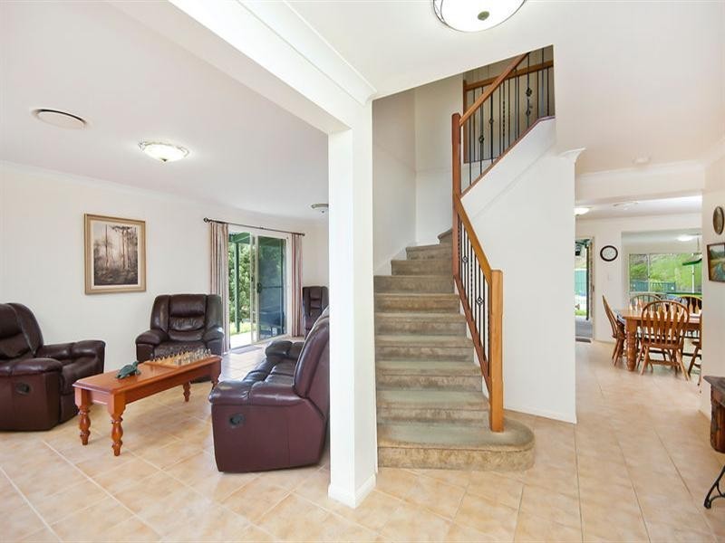 128 Valley Drive, Tallebudgera QLD 4228