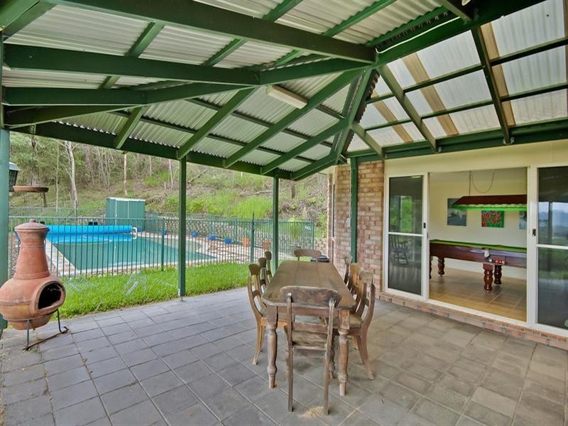 128 Valley Drive, Tallebudgera QLD 4228
