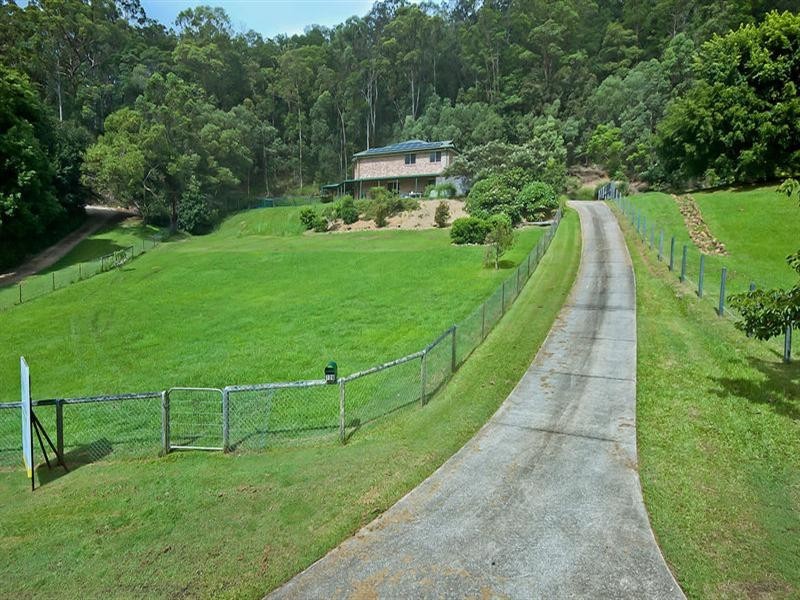 128 Valley Drive, Tallebudgera QLD 4228