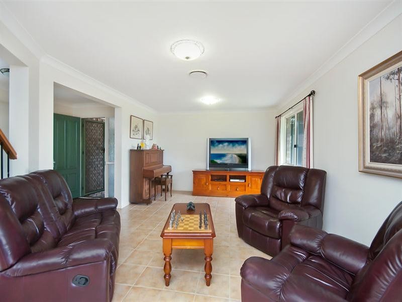128 Valley Drive, Tallebudgera QLD 4228