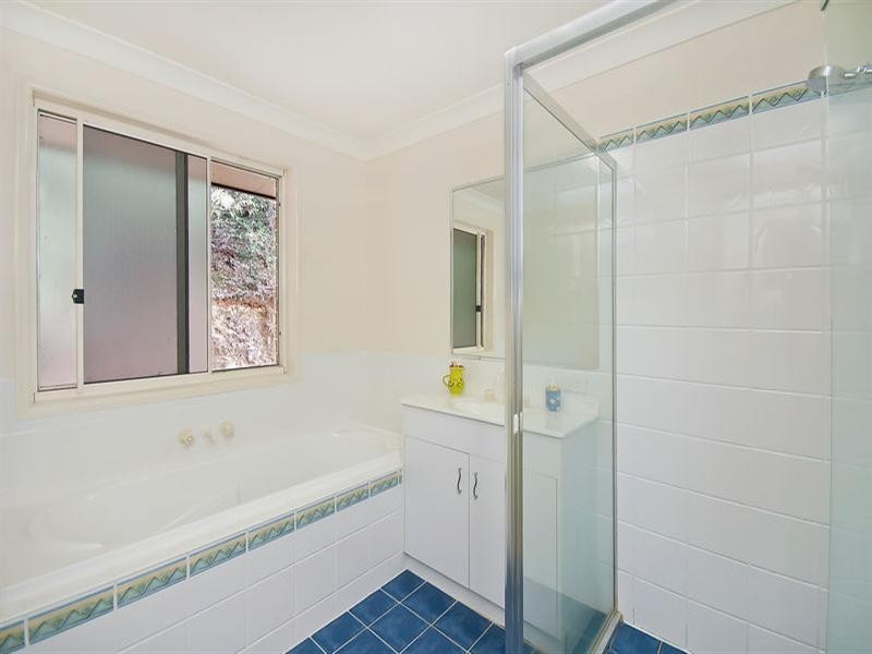 128 Valley Drive, Tallebudgera QLD 4228