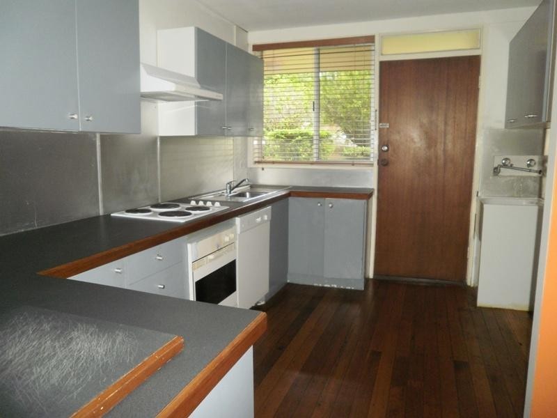 2/29 West Street, Burleigh Heads QLD 4220