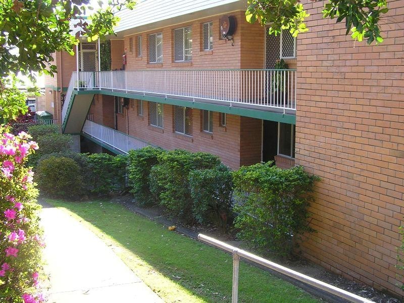 2/29 West Street, Burleigh Heads QLD 4220