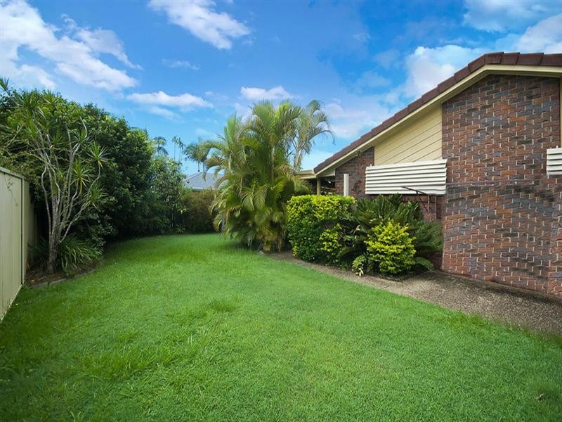 10 Agave Street, Elanora QLD 4221