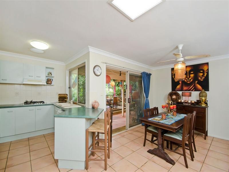 2 Bunbury Court, Elanora QLD 4221