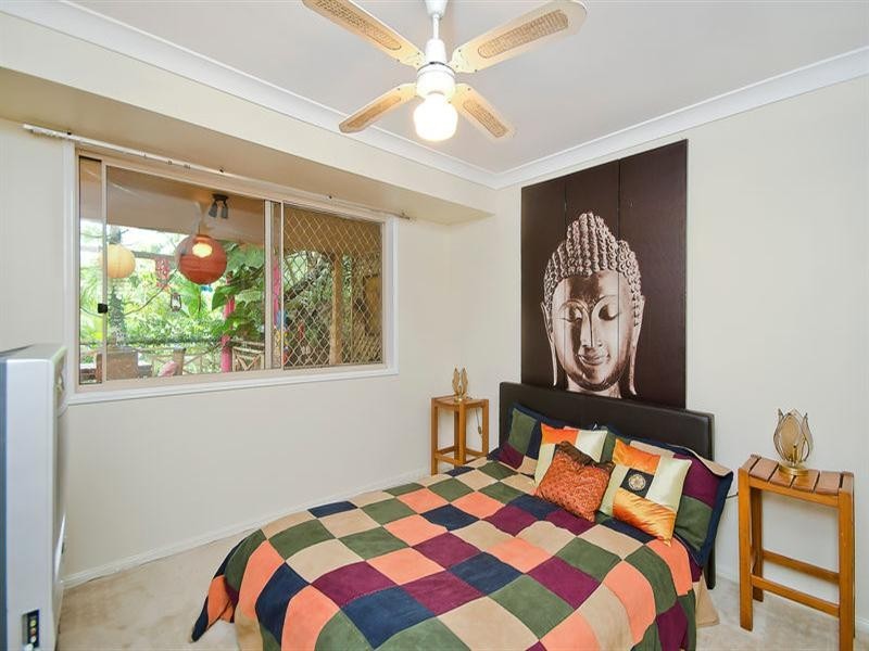 2 Bunbury Court, Elanora QLD 4221