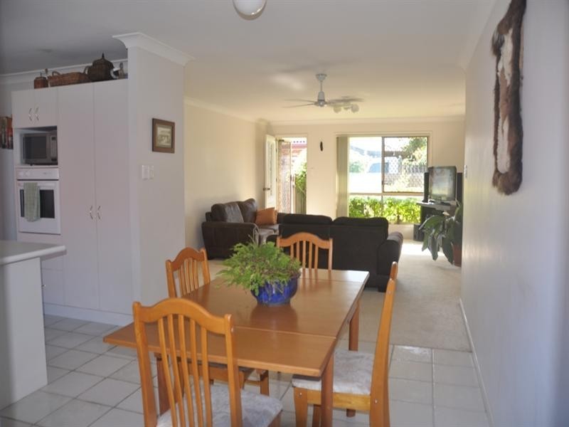 1/12 Gymea Crescent, Varsity Lakes QLD 4227