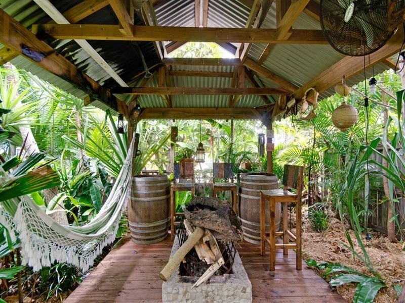 1001 Gold Coast Highway, Palm Beach QLD 4221