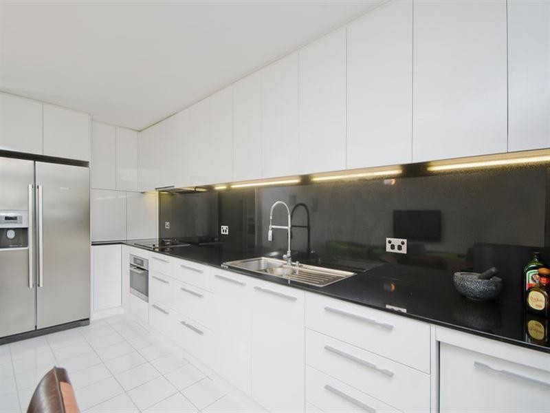 1001 Gold Coast Highway, Palm Beach QLD 4221