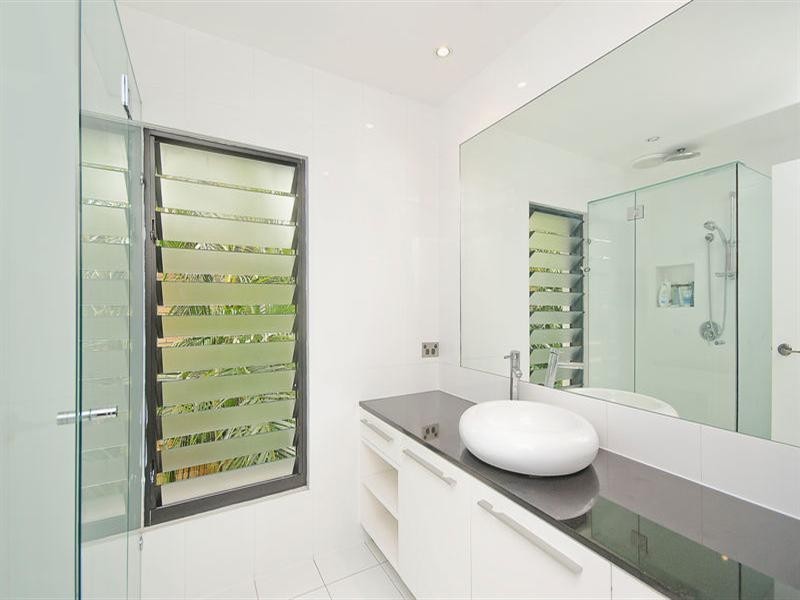 1001 Gold Coast Highway, Palm Beach QLD 4221