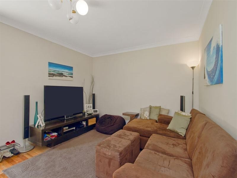 8/17 Cupania Place, Elanora QLD 4221