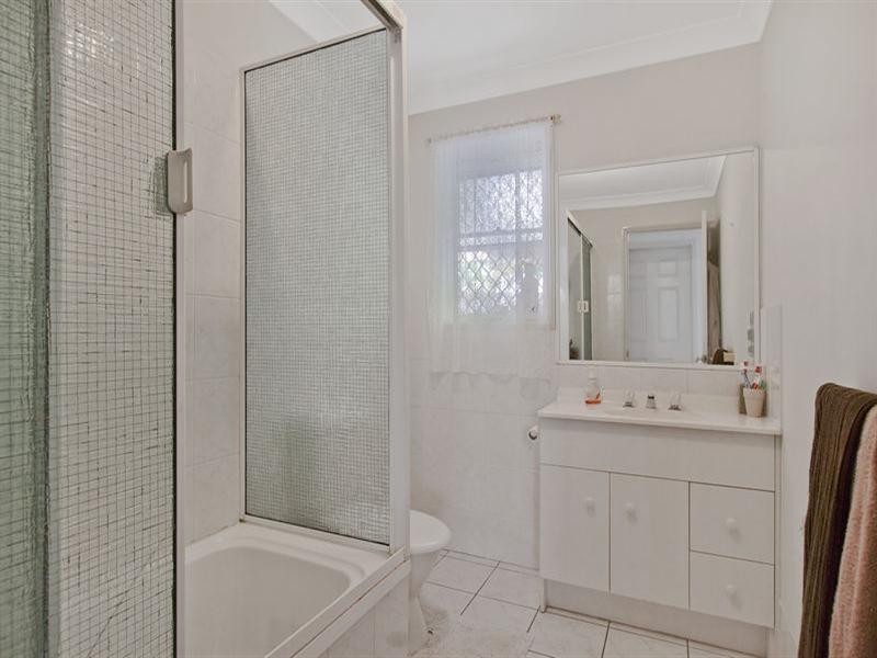 8/17 Cupania Place, Elanora QLD 4221