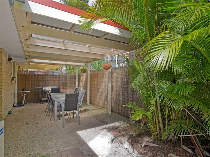 8/17 Cupania Place, Elanora QLD 4221