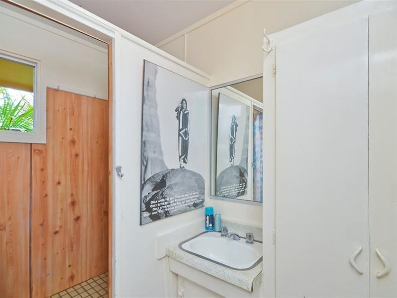 720 Pacific Parade, Currumbin QLD 4223