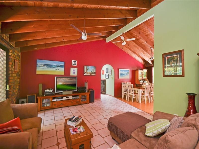 39 Coorabin Court, Tallebudgera QLD 4228