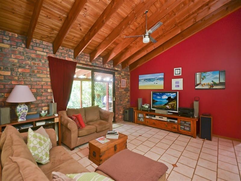 39 Coorabin Court, Tallebudgera QLD 4228