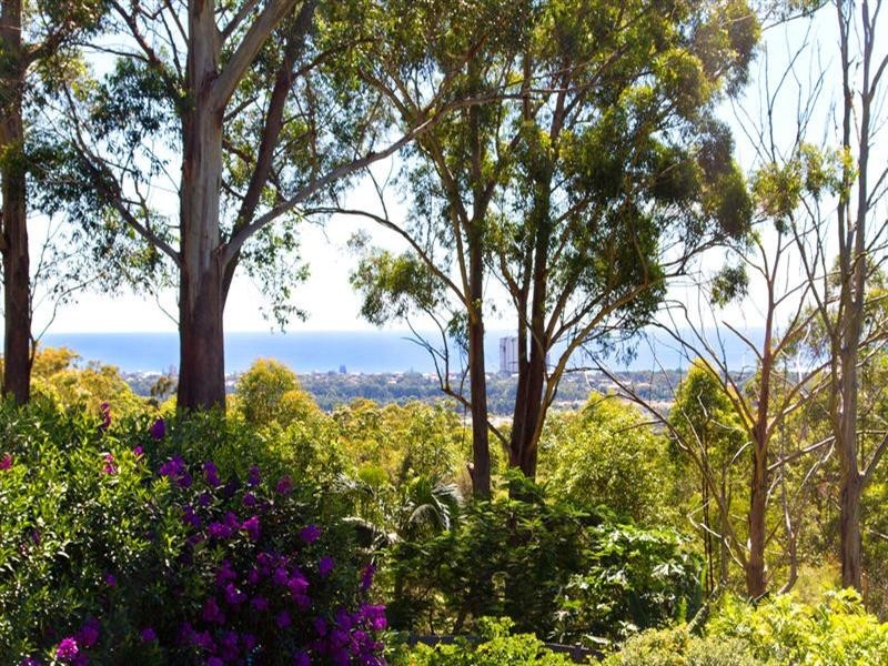 152 Simpsons Road, Currumbin Waters QLD 4223