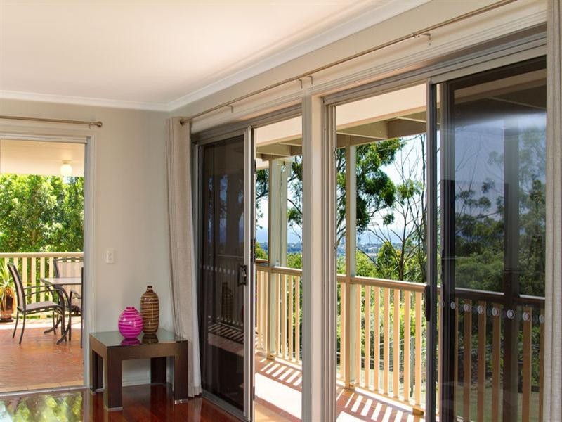 152 Simpsons Road, Currumbin Waters QLD 4223