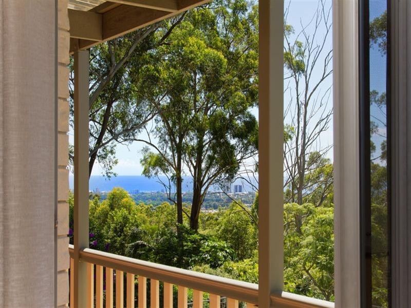 152 Simpsons Road, Currumbin Waters QLD 4223