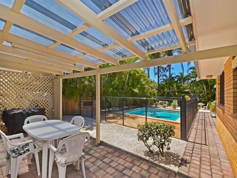 68 Ironbark Street, Elanora QLD 4221