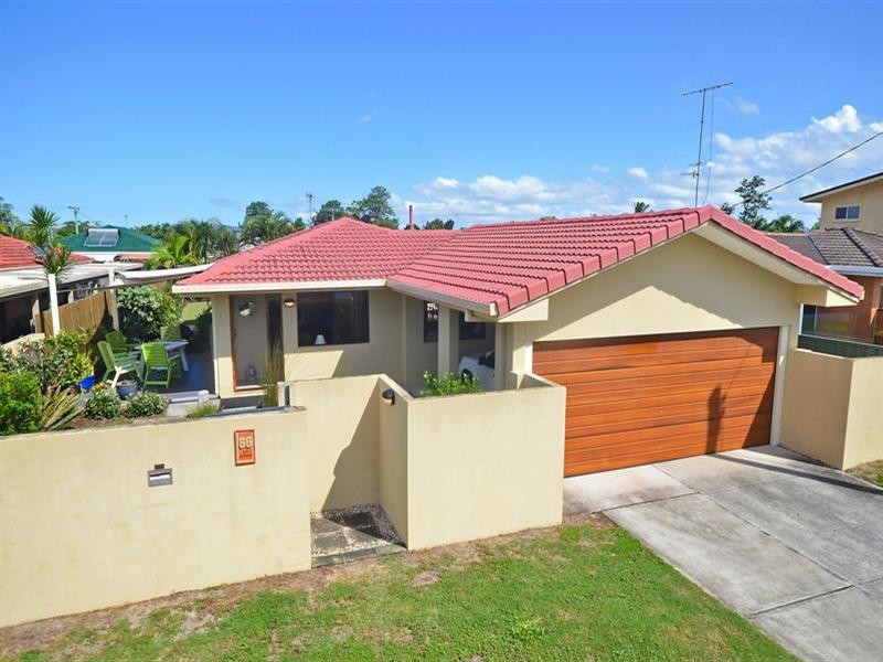 66 TwentyFifth Avenue, Palm Beach QLD 4221