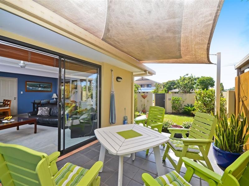 66 TwentyFifth Avenue, Palm Beach QLD 4221