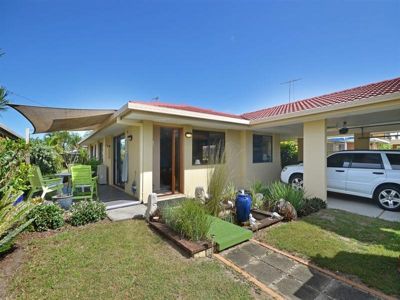 66 TwentyFifth Avenue, Palm Beach QLD 4221