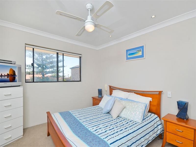 11/1066 Gold Coast Highway, Palm Beach QLD 4221