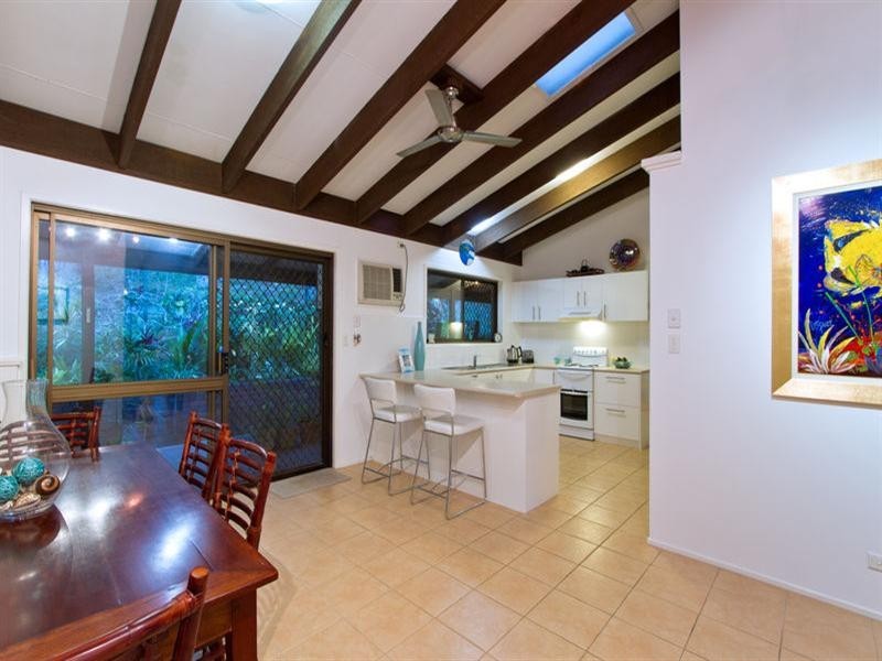 6 Tyalla Court, Tallebudgera QLD 4228
