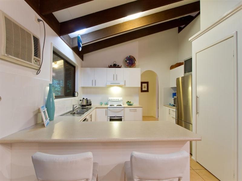 6 Tyalla Court, Tallebudgera QLD 4228