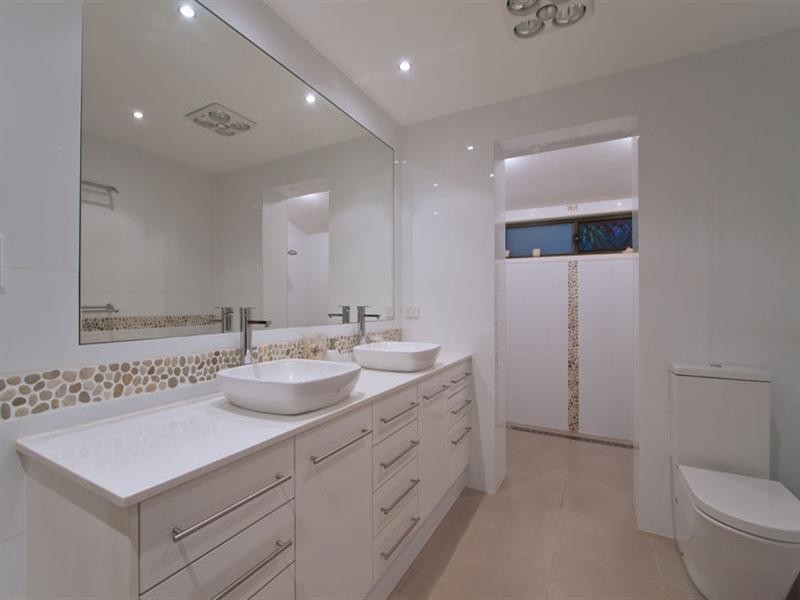 6 Tyalla Court, Tallebudgera QLD 4228