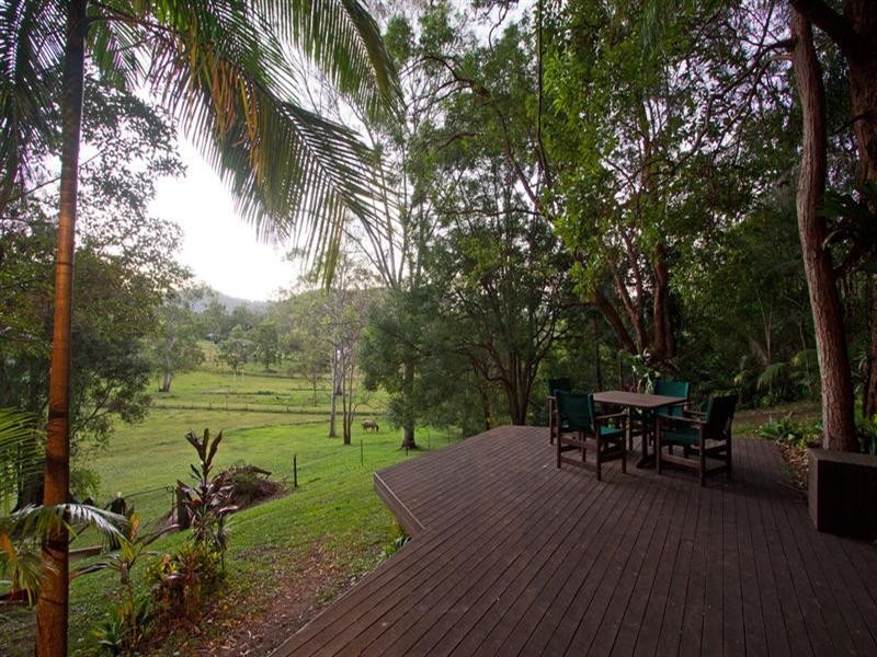 6 Tyalla Court, Tallebudgera QLD 4228