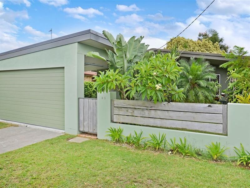 45 Twelfth Avenue, Palm Beach QLD 4221