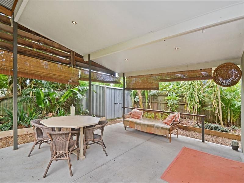 45 Twelfth Avenue, Palm Beach QLD 4221