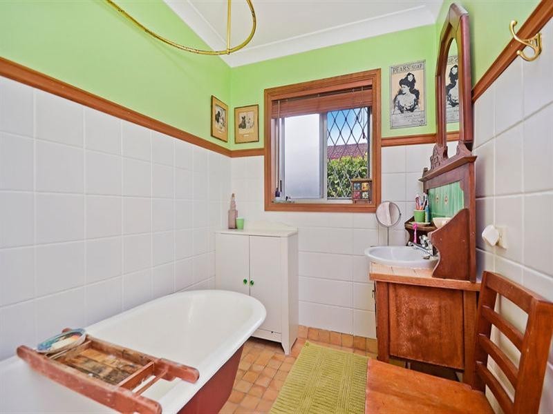 45 Twelfth Avenue, Palm Beach QLD 4221