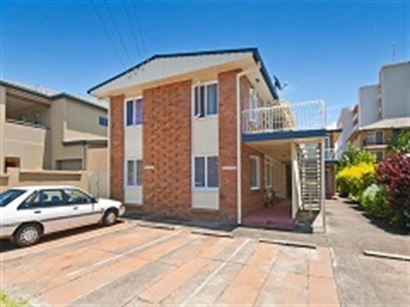 2/11 Lord Street, Kirra QLD 4225