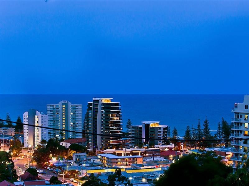 48 Hill Avenue, Burleigh Heads QLD 4220