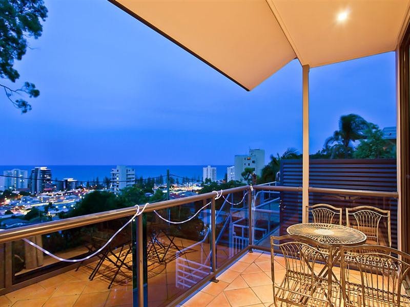 48 Hill Avenue, Burleigh Heads QLD 4220