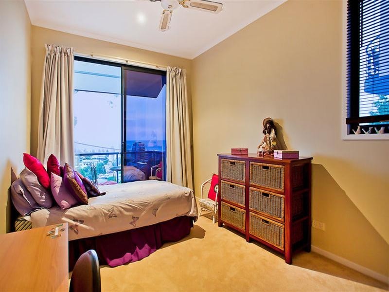 48 Hill Avenue, Burleigh Heads QLD 4220